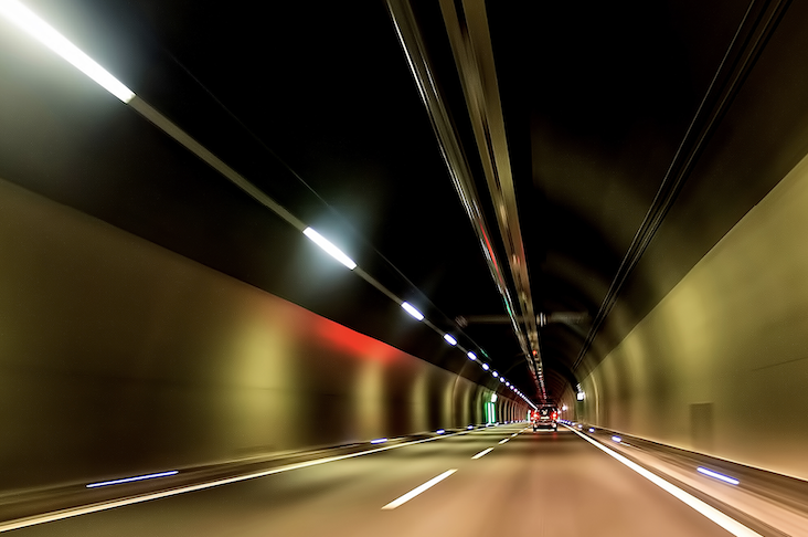 TUNNEL